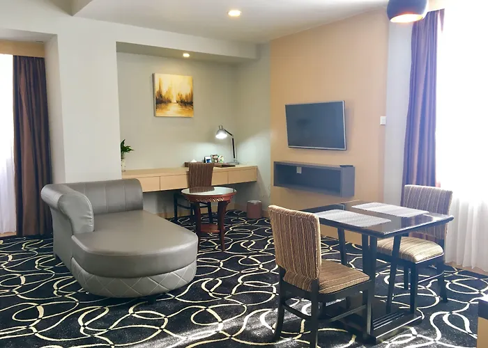 Planet Holiday Hotel & Residence